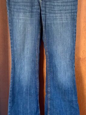 Cinch Lynden Women's Medium Blue Flare Jeans